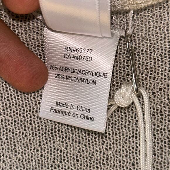 NWT Wynne Layers Womens Sweater Ivory Small Batwing 3/4 Sleeve V Neck Boxy Fit - Picture 8 of 10